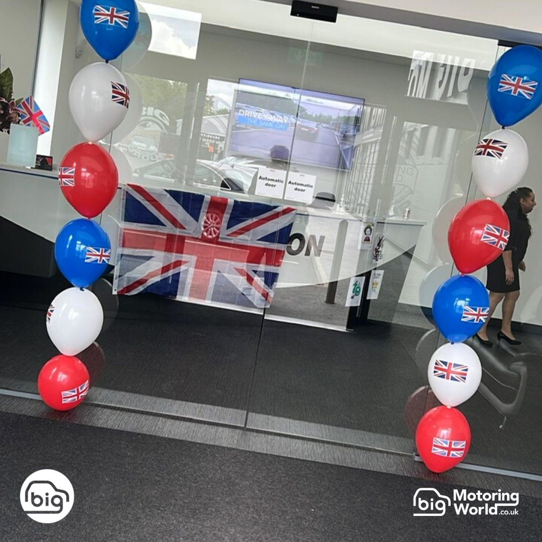 BigMotoringWrld's tweet photo. Getting into the Jubilee spirit at our Kent sites 🇬🇧🇬🇧🇬🇧

#PlatinumJubilee #Jubilee #Dealership #ThinkBig #BigMotoringWorld https://t.co/CucUR86yTZ