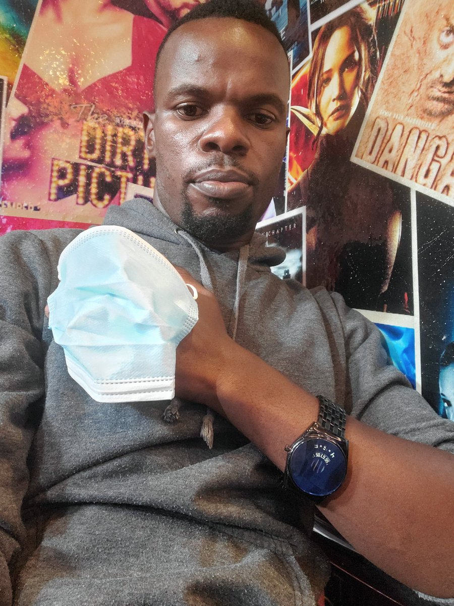 kasulerobert17's tweet photo. Already in House for #Test and #BedroomChains Screenings at @cinemaxacacia 
#UFF2022 
@UCC_Official @UCC_ED @CREATIVE_GURUZ https://t.co/S2LzIwHy8W