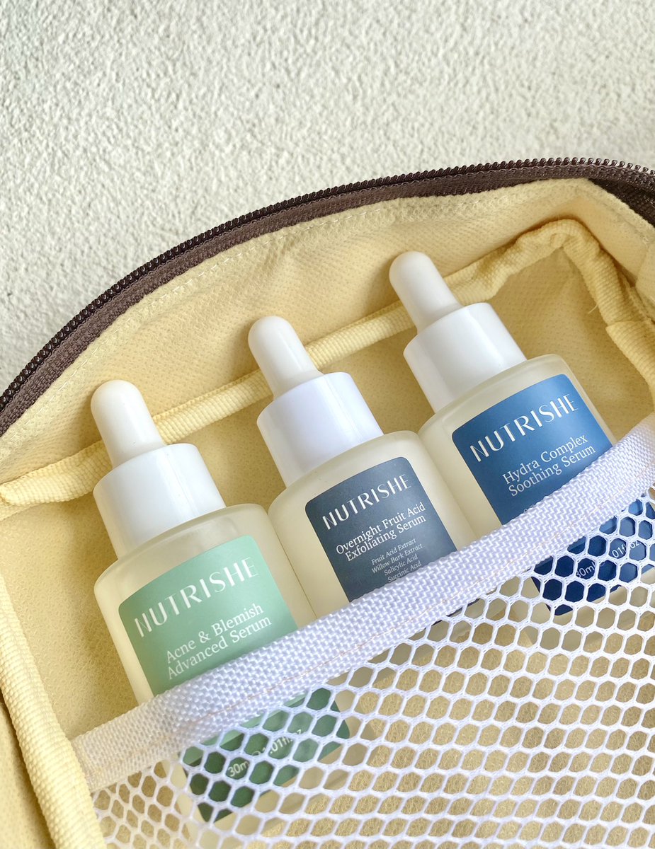 reviewbylia's tweet photo. @nutrisheid punya 3 serum baru yang bisa mengatasi berbagai permasalahan kulit loh 😆
♡ My Skin Survival Kit Series ♡
• Treat: mengatasi jerawat
• Regenerate: gentle exfoliating
• Protect: soothing
Yuk kita bahas mengenai ke-3 serumnya!
#racuninskincare #MySkinSavior https://t.co/RPQcownoWB