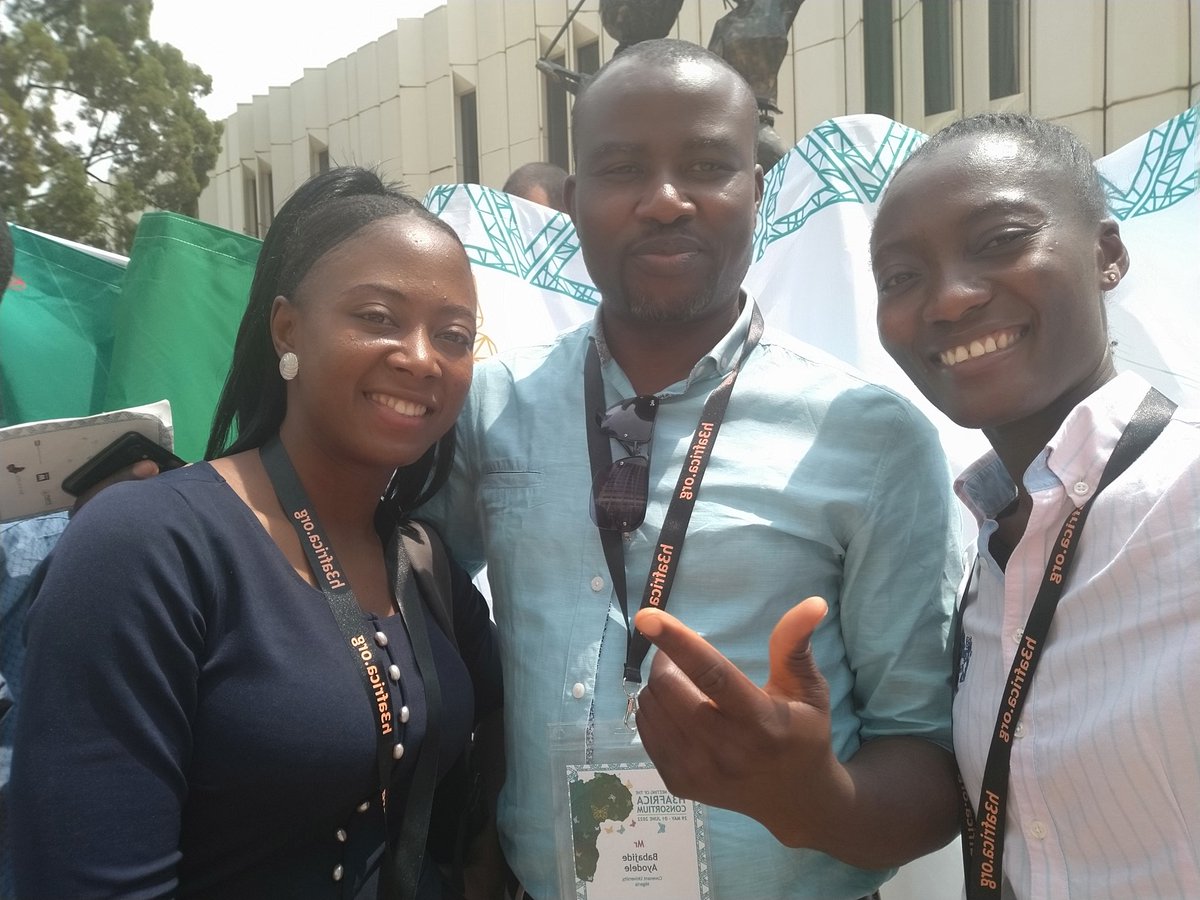 CUBRe01's tweet photo. #H3AFRICAxABUJA2022
#Bioinformatics https://t.co/7PSk6yuvNm