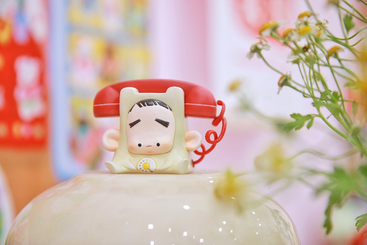 FreshToy's tweet photo. #Freshtoy #Titi

Pick up the little red microphone️☎️

Who would you want to call?

#Titi will help you bring the message

 Into the dream～💫
 
"Don't worry, just leave the message to me!"

✉️✉️✉️ https://t.co/dXemLPpXCm