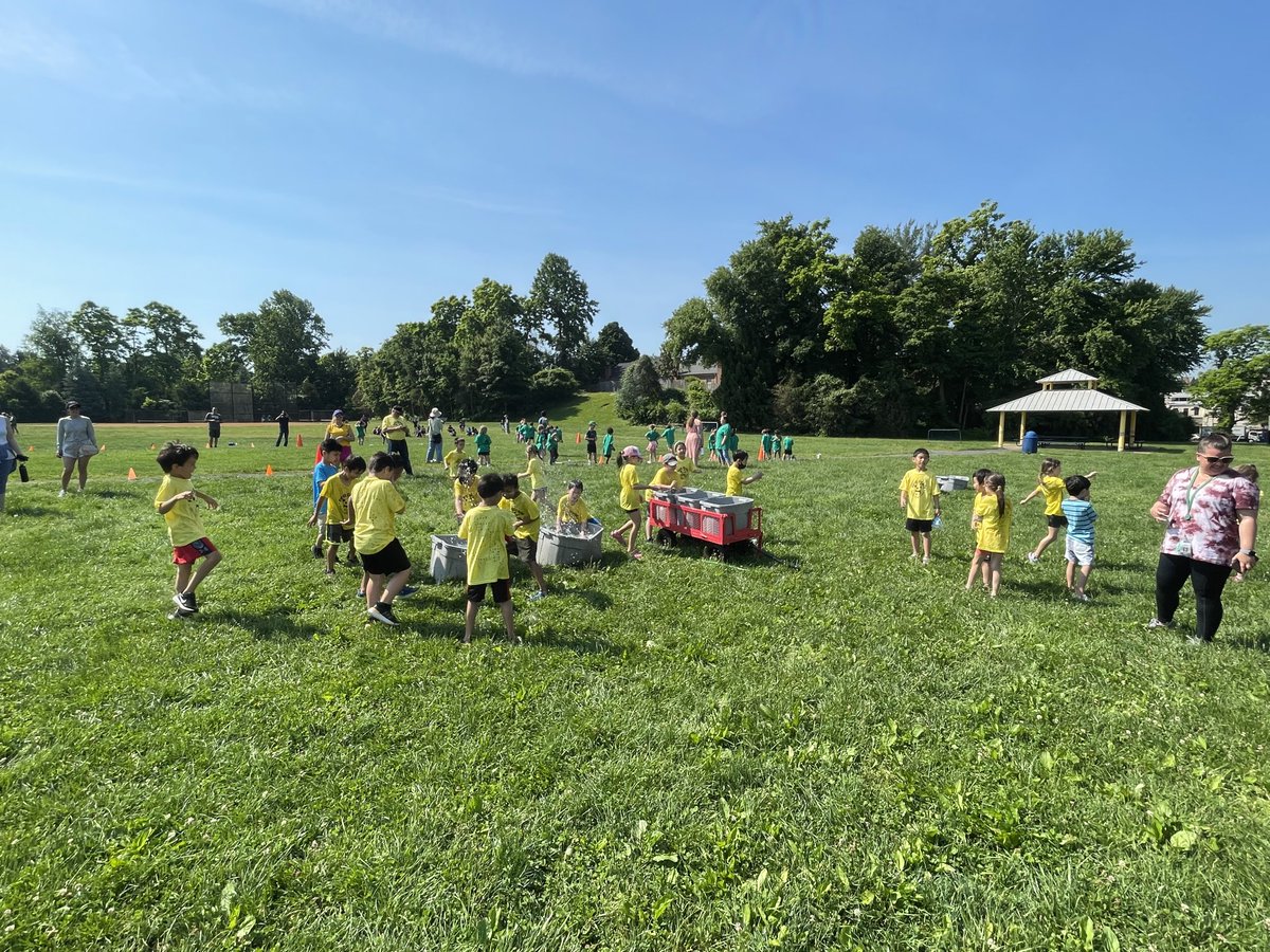 FSES_Pandas's tweet image. First field day for FSES K to 2nd grade, 3rd grade is here too-they had field day once way back in Kindergarten!