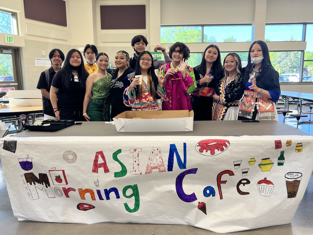 AMSA_Cyclones's tweet photo. On Friday, students at AMSA closed Asian/Pacific American Heritage Month with a celebration that featured poetry and dance performances. During the month of May the school also hosted two student panels for teachers and staff, a family event and a weekly morning cafe. https://t.co/tn8ZzsVUKV