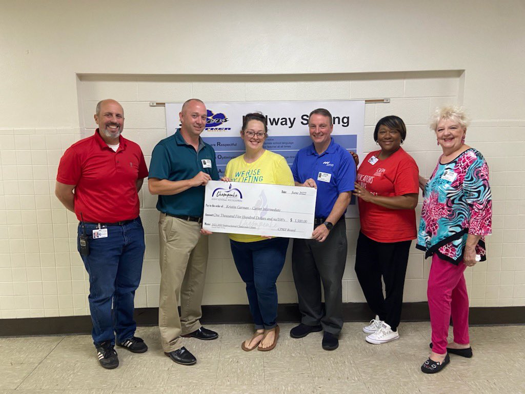 GWCarver_CPS's tweet photo. CPSEF generously supported Carver Intermediate today: A ROARS Book vending machine will be added to the building to support our literacy and PBIS efforts, a word wall that will assist with phonics, along with materials for green screen and coding enrichment projects. Thank you! https://t.co/K2LfzpP9La