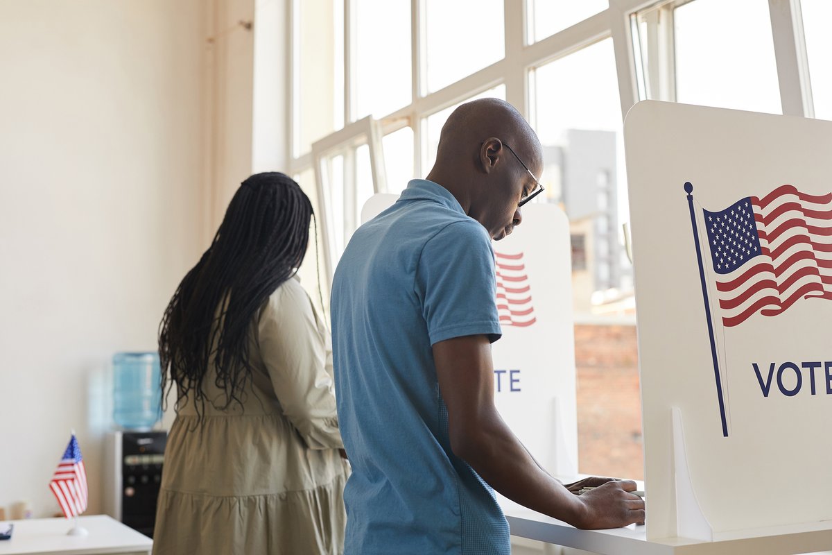 RaleighGov's tweet photo. New to Raleigh? Interested in your local government? Elections for #Raleigh Mayor and City Council are on November 8, 2022. Get registered to vote today! โก๏ธ https://t.co/KCv2CGL6yL | #VoteLocal #MyLocalGovernment https://t.co/6NqjyuN6Wu