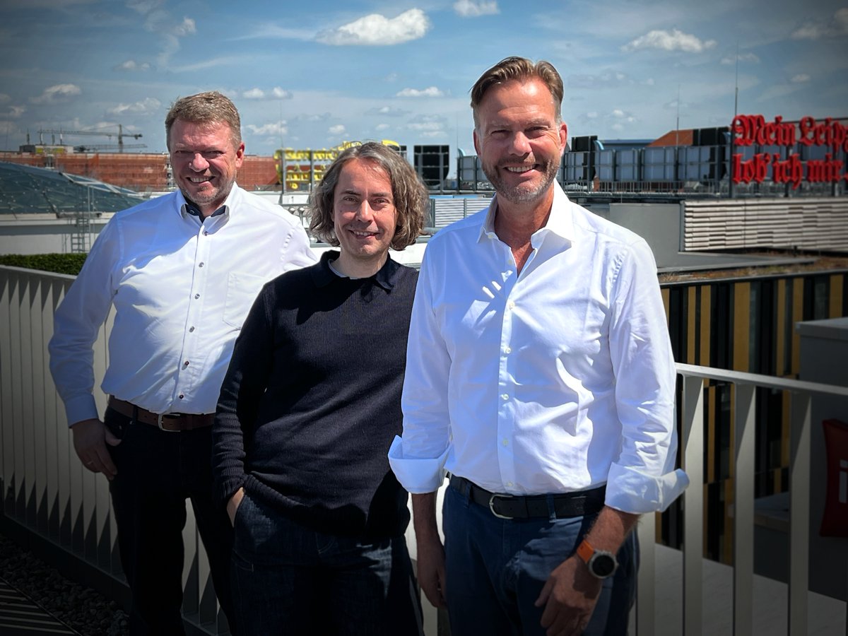 NEWS: Marcus Leeb verstärkt ab dem 01. Juni 2022 die EWERK Gruppe und die Geschäftsführung von Dr. Erik Wende und Markus Böttcher. 
Ein starkes Dreigespann für unseren Erfolg und "Herzlich Willkommen, Marcus!"
#geschäftsführung #betriebsleitung #erfolgreich #werbung #ziele