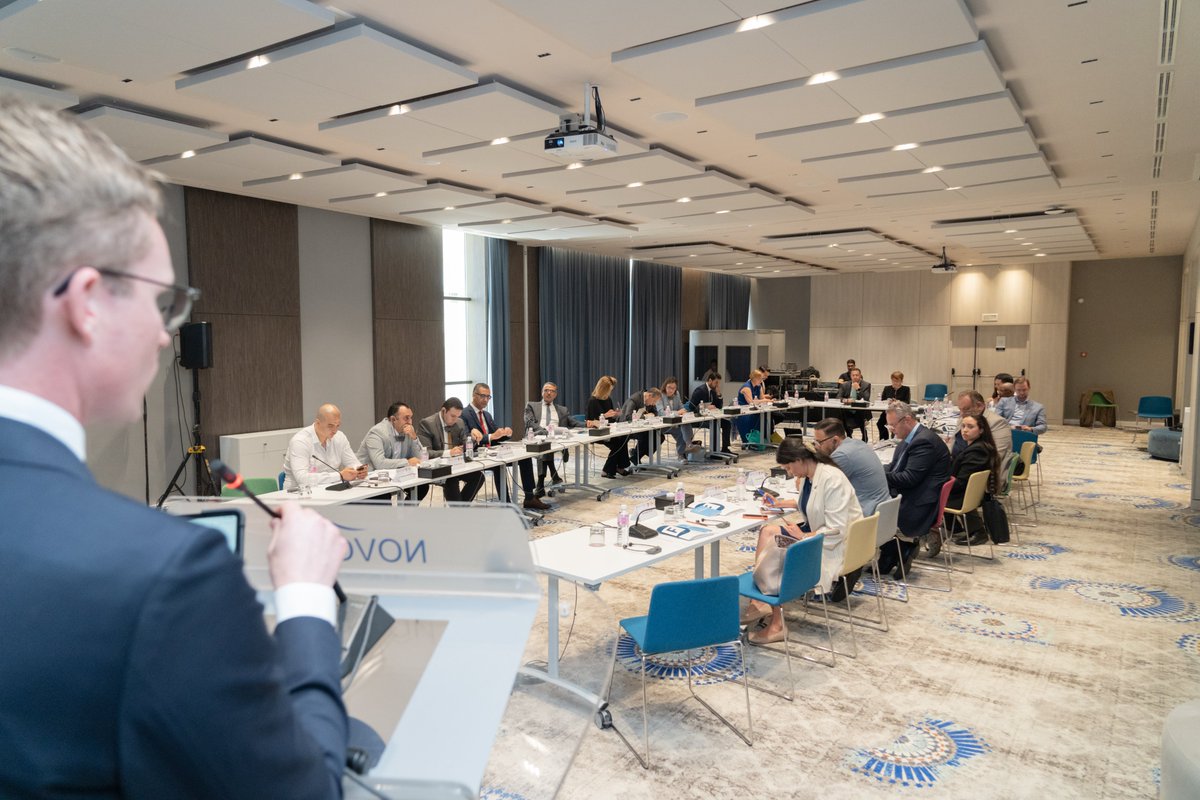 AHLNetwork's tweet photo. Critical Environmental Issues Lead to Red Flags: The MENA and Beyond.
Climate change, water, noise pollution, and dry soils - all these topics need to be discussed critically by the main actors in the MENA region. https://t.co/XHBGtS8mHW