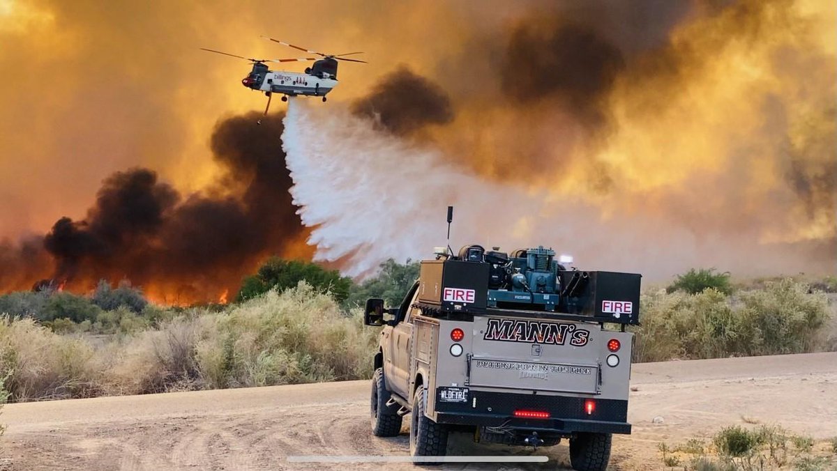 NIFC_Fire's tweet photo. #NationalFireNews: 13 uncontained large fires have burned 680,482 acres in six states. To date, more than 26,600 wildfires were caused by humans. States with the most human-caused wildfires in 2022 are: TX (4,508), NC (4,033), CA (2,507), GA (2,025), and FL (1,800). https://t.co/Aqyk04v7Ma