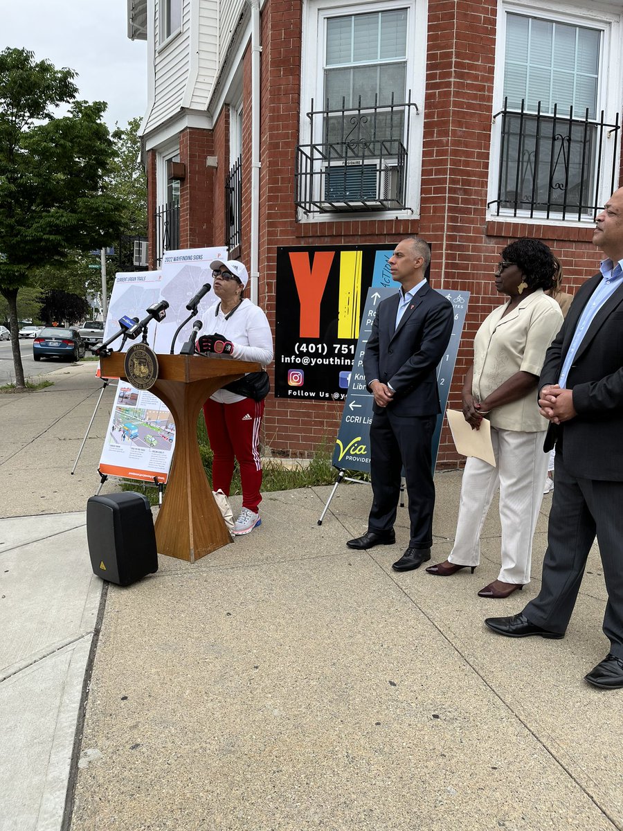 ProvPlanning's tweet photo. Councilwoman Castillo: "At first I was worried, but we saw how this project grew up and I’m so happy this is coming to Broad St." #LaBroa #GreatStreets #ViaPVD @pvdcitycouncil https://t.co/GEqXTy60B7
