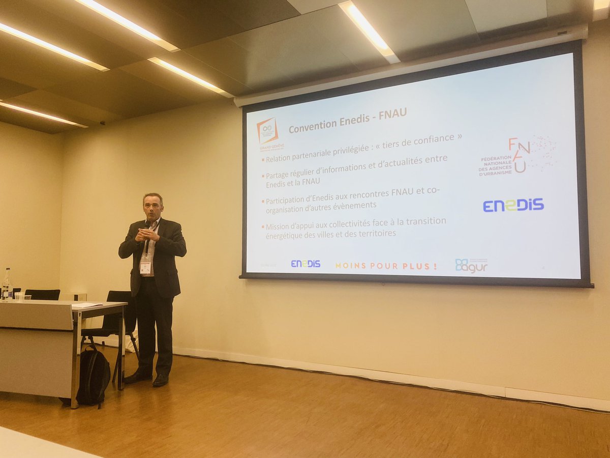 EnergieFlandre's tweet photo. #AETE2022 un trinôme gagnant @siecf @AGUR_Dunkerque @enedis_npdc pour atelier inspiration autour de la mobilité électrique et du schéma #SDIRVE de #Flandre https://t.co/a8r9ck7WyV