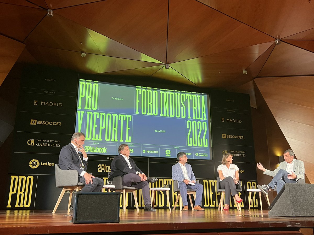 lavuelta's tweet photo. 🤗 Javier Guillén ha participado en #PRO22, dentro de la mesa redonda 𝘌𝘭 𝘥𝘦𝘱𝘰𝘳𝘵𝘦 𝘤𝘰𝘮𝘰 𝘥𝘪𝘯𝘢𝘮𝘪𝘻𝘢𝘥𝘰𝘳 𝘥𝘦𝘭 𝘵𝘶𝘳𝘪𝘴𝘮𝘰 𝘥𝘦 𝘤𝘢𝘭𝘪𝘥𝘢𝘥, junto a ponentes como @MMar_de_Ros (@SailGPESP), Jesús Ibáñez (@websierranevada) y @23jrb (@edamvalderrama). https://t.co/mubVWkD0TX