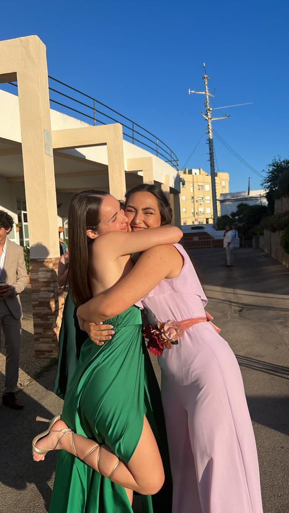 Empecé esta etapa de tu mano y la acabo igual, te quiero👩🏽‍🎓🎓❤️