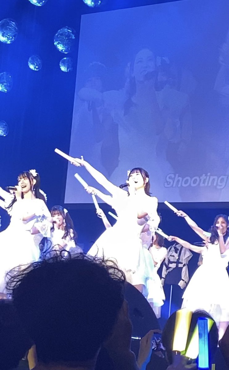 Gelato_aimin's tweet photo. 昨日は素敵な席で、最後まで輝く推しの姿を、近くで見られてよかったなあ…🥲
余韻から全く抜けられない、全部夢だったみたい、寂しい、、だけど本当に幸せでした😭こんなに強くてカッコよくて温かいグループがあったこと忘れません。皆さん幸せになってね！大好き！
#ラストアイドル
#小澤愛実 https://t.co/CG0sHId2sA