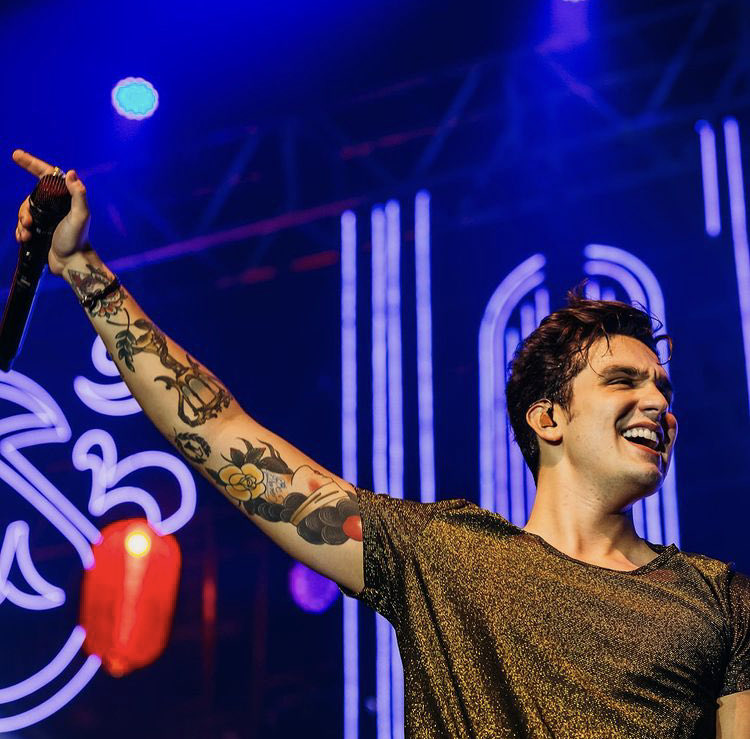 houislrd's tweet image. &amp;lt;3