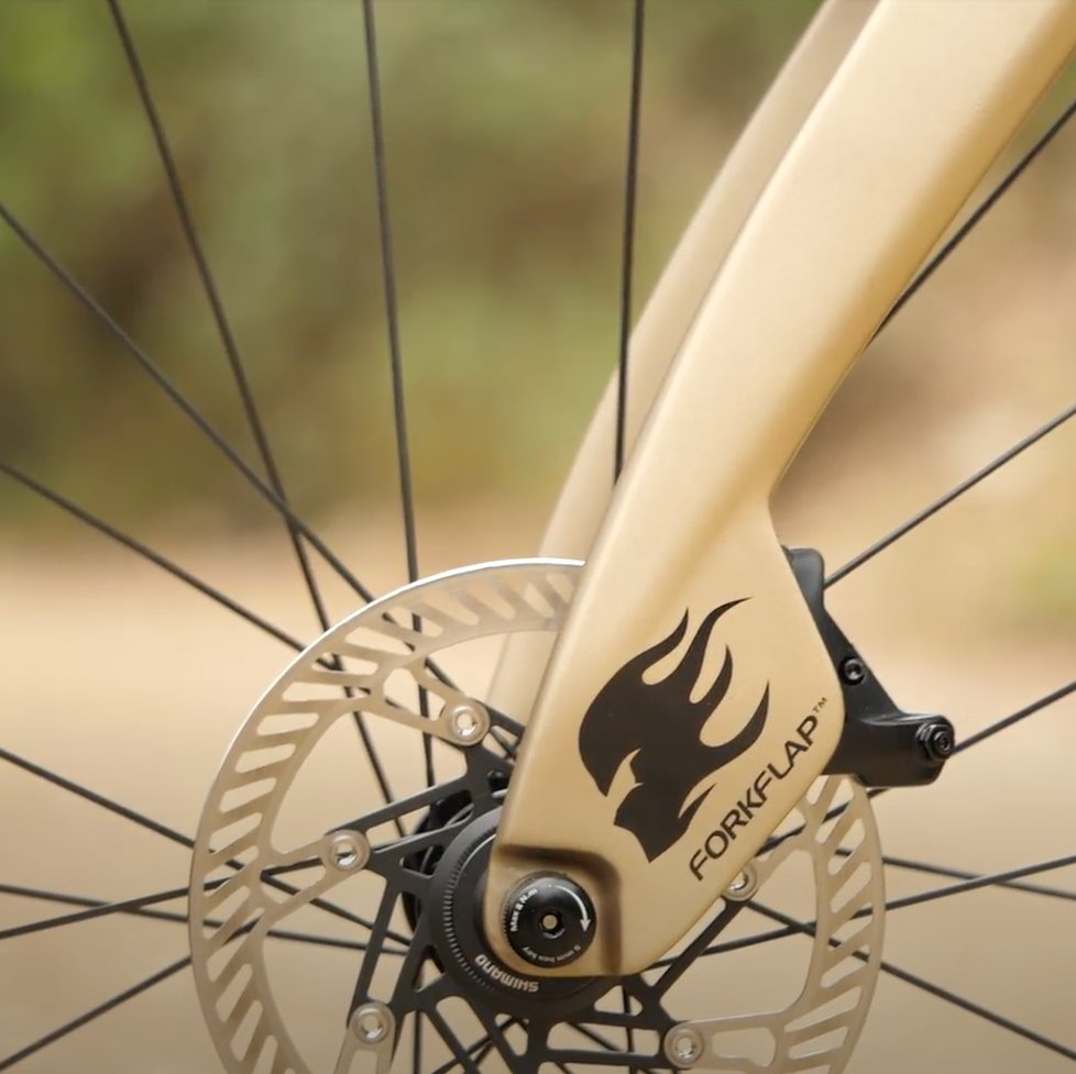 gcnespanol's tweet photo. Queremos conocer todos los detalles de la Pinarello GREVIL F.
Una bici 100% competición, vayas donde vayas
Como dicen sus creadores: ¡full gas everywhere!
Mira el último vídeo de GCN en español
https://t.co/Qfcbx9J4WO
#pinarello #grevil #gravel #ciclismo #fullgas https://t.co/IhgY9Y0ZGl