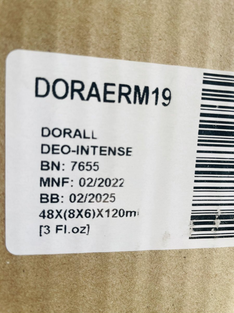 snenhlanhla_N's tweet photo. This week only. A single company that manufactures deodorants donated more than 300 of them in support of the #DeoDrive I tweeted about a week ago. Those RTs reached so many giving handsππ½ππ½ππ½ https://t.co/0olbKIEE5P