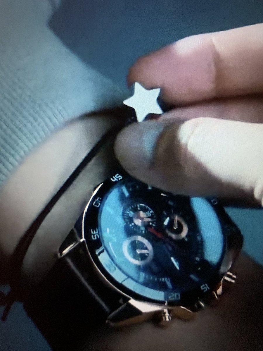 shineintuflo's tweet photo. don’t tell me GMM will sell ⭐️ bracelet 
#Astrophile https://t.co/IBZoFLTQSe