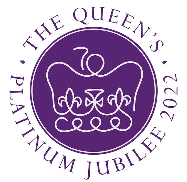 phillipsilkley's tweet photo. We will be closed Bank Holiday Thursday/Friday…
We will open Saturday as normal 9am~5pm.
Thanks and enjoy the celebrations…!
#ilkley #QueensJubilee #bankholiday https://t.co/jKA8X87Lda