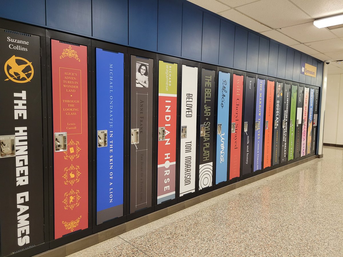 These new locker door "book spines" at <a href="/GlenforestSS/">Glenforest SS</a> look amazing!  Great reading suggestions too!