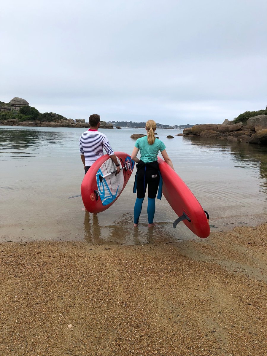 DarleyNewman's tweet photo. What an amazing experience! #SUP in #Brittany, #France along the Pink Granite Coast. Watch my #PBS episode on this location today to explore #beyondparis on Create TV https://t.co/mLZObbbSo9 #travel #tv #explore https://t.co/G2rp343zVJ