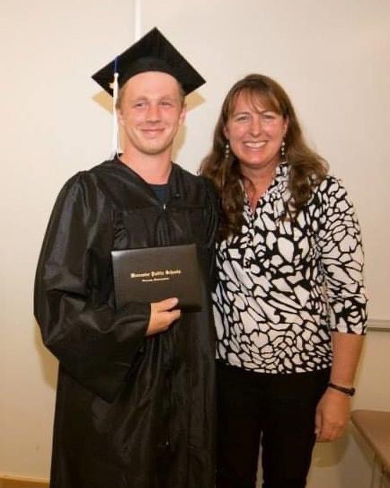 qccgtc's tweet photo. From #GatewayGrad to Campus Police Officer and colleague!

Congratulations to Bryant on his graduation from the QCC Police Academy and his new job as Campus Police Officer I! We are SO proud and will be stealing you for all of our events moving forward 😆🎓 https://t.co/enBuSMhTHc