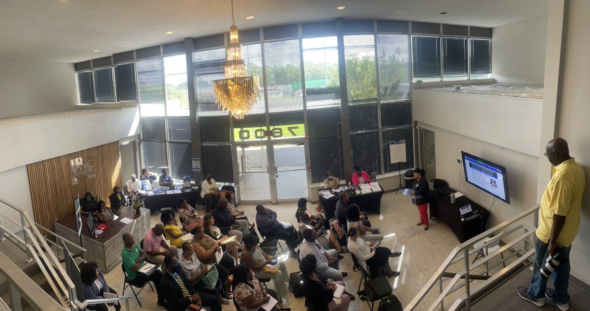 LSBDCSUBR's tweet photo. Awesome presentation for the Disaster Readiness training at the RWC 

#SmallBusiness #HurricaneSeason2022 #hybrid https://t.co/k6N8ryDhvW