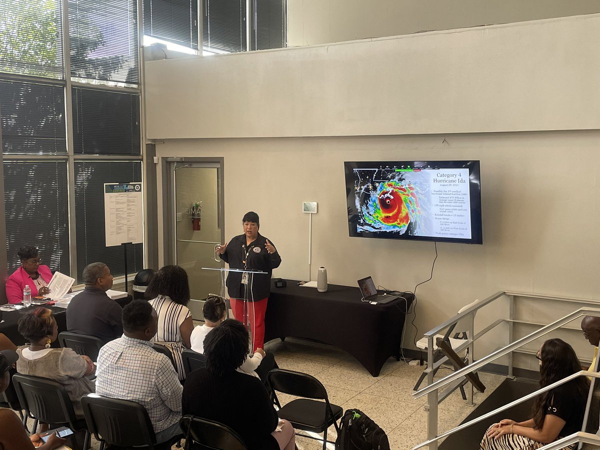 LSBDCSUBR's tweet photo. Awesome presentation for the Disaster Readiness training at the RWC 

#SmallBusiness #HurricaneSeason2022 #hybrid https://t.co/k6N8ryDhvW