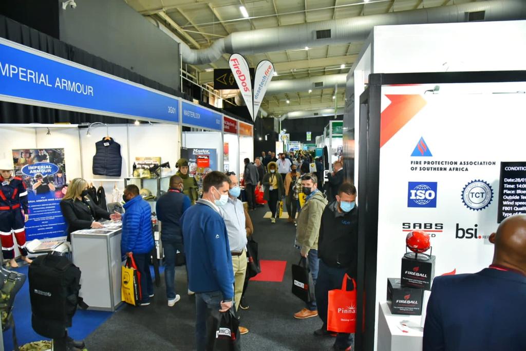 lme_za's tweet photo. We are proud to be part of an industry that plays an important role in driving the global economy. Join us in celebrating #GlobalExhibitionsDay, with this year's focus being on bringing attention to the value of physical exhibitions and face-to-face business events. #GED #GED2022 https://t.co/m9avtE92Iw