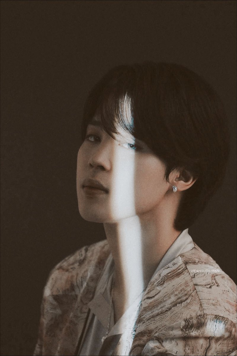 viewswithjimin's tweet photo. he is absolutely stunning https://t.co/SjhJTDL9DN
