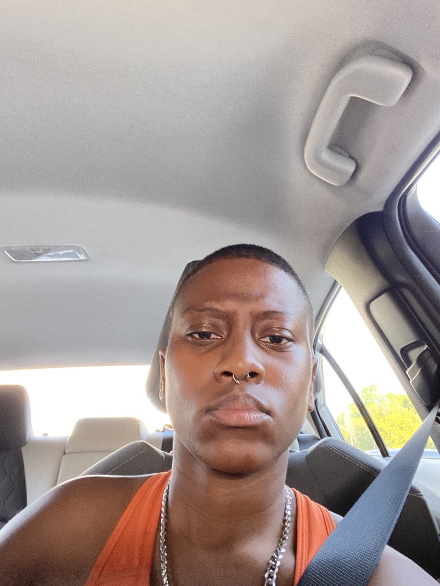mygenderisblack's tweet photo. ‼️ NON LIGHTSKIN MASCULINE THREAD‼️ calling all darkskin transmascs, androgynous folks, tomboys, butches, studs, everyone between &amp; beyond 🗣 there ain’t enough representation so tell us your name &amp; drop a picture, video, whatever you want :D

I’m EJ (he/they) - 22 - DMV https://t.co/IIxGcUMqBV