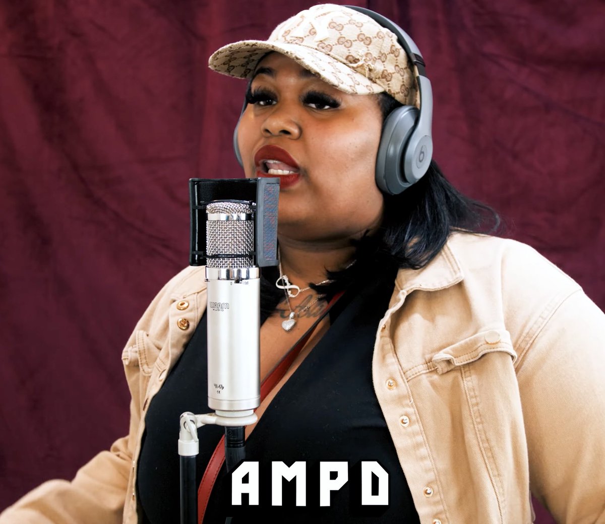 Southeast D.C.’s own PinkyThaRapper hits @ampdofficial_ with a new performance of "Eat (Freestyle)":

lyricallemonade.com/p/eat-pinkytha…

[<a href="/PINKYYTHARAPPER/">PinkyThaRAPPER</a>]