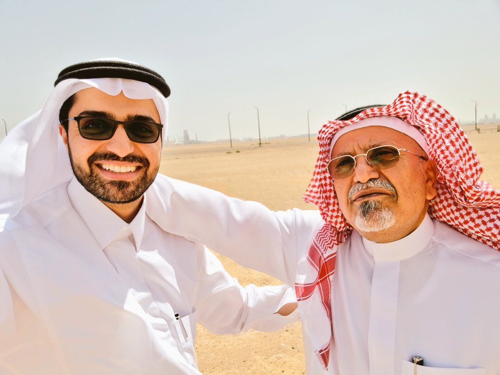 Eng_SultanMahdi's tweet photo. اليوم و لله الحمد البداية لإنشاء المشروع الأول من نوعة في تصينع إطارات السيارات و الشاحنات بالمملكة الذي سوف يساهم في توطين صناعة السيارات محليا...

نتطلع الى إنتاج أول اطار سيارات في منتصف عام ٢٠٢٥م بمواد خام و ايدي سعودية من #ينبع_الصناعية.
نعتز بي #رؤية_السعودية_2030
و @SABIC https://t.co/Hn4azTxb8g