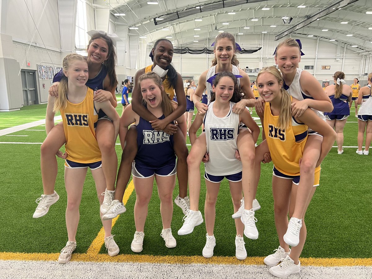 RHSEagles_Cheer's tweet photo. Ready for an amazing first day at cheer camp! #RISDUnitedinSpirit #EaglesRise https://t.co/SYm6XZXJQP