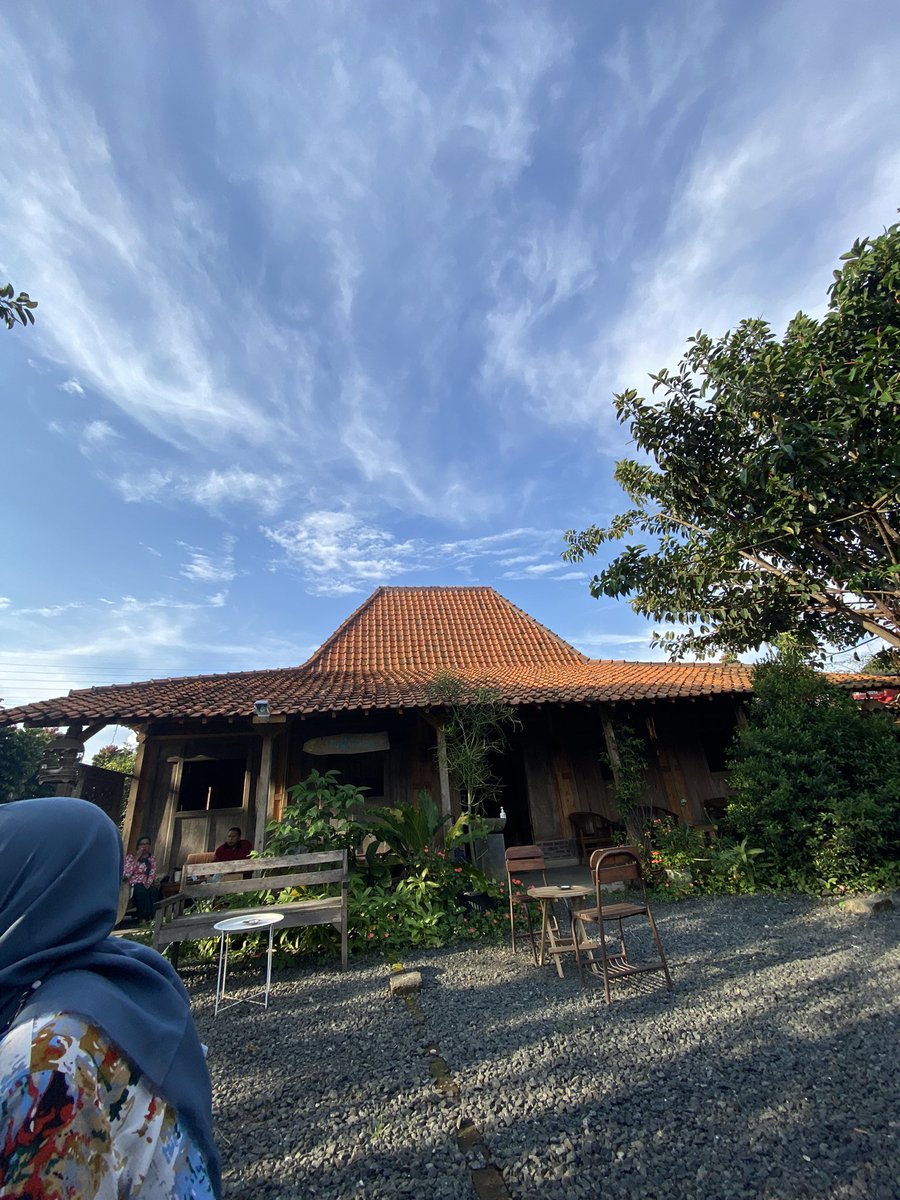D_R_R25's tweet photo. Cilame rasa jogja https://t.co/fjmaW03ATn
