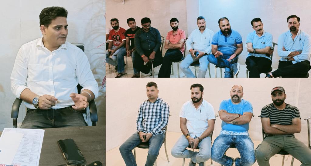 dioreasi1's tweet photo. #MediaInteraction
DIO hosts media interaction at Katra 
    Department of Information and public Relations, Reasi  today organized an interaction/ meeting with media persons here at Tehsil Katra of District Reasi.
@infjammu
@OfficeOfLGJandK @diprjk @mrvimudegra https://t.co/rzO1R2Gol0