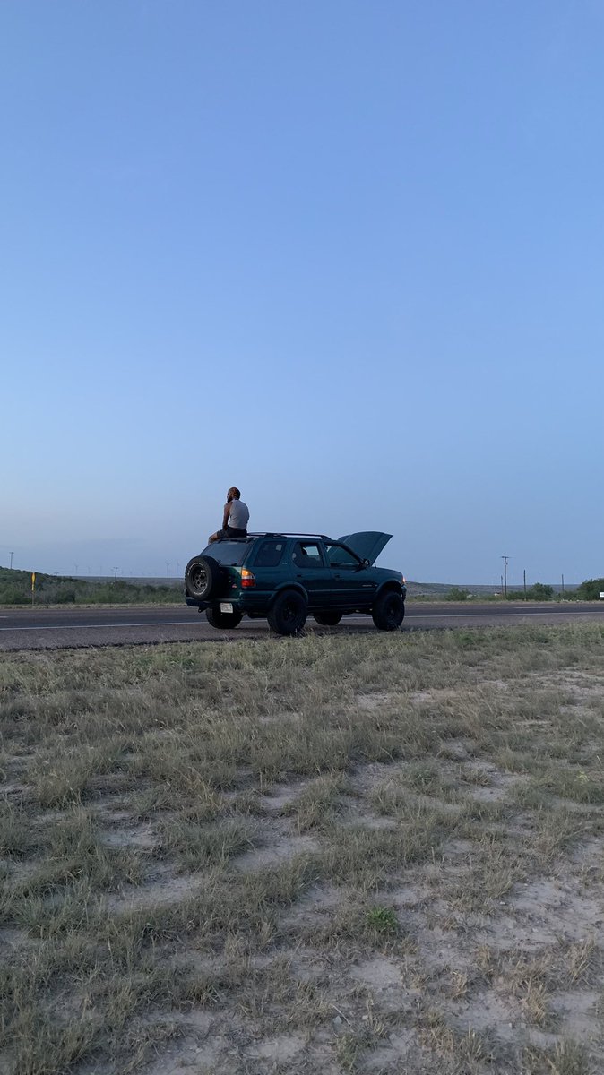 ItsBriahn's tweet photo. The transmission and motor on my truck broke on us in the middle of nowhere in Texas on our road trip from Cali… My girlfriend, my dog, and I have been stuck for 5 days! If you know of anyone who can help us it would be GREATLY APPRECIATED! 🙏🏽🤍 #stayinglevelheaded https://t.co/MlYTGD8oVv