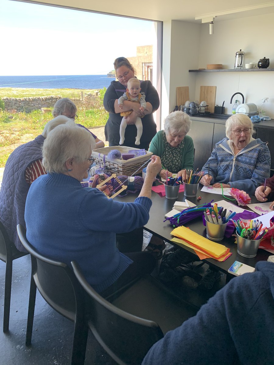 gillian_coghill's tweet photo. Lovely afternoon at Links House! Dementia Arts and Crafts group exhibited some of their work and provided opportunities to try out some art and craft. Great company and great fun! #DementiaAwareness https://t.co/JMkrkNoFe0