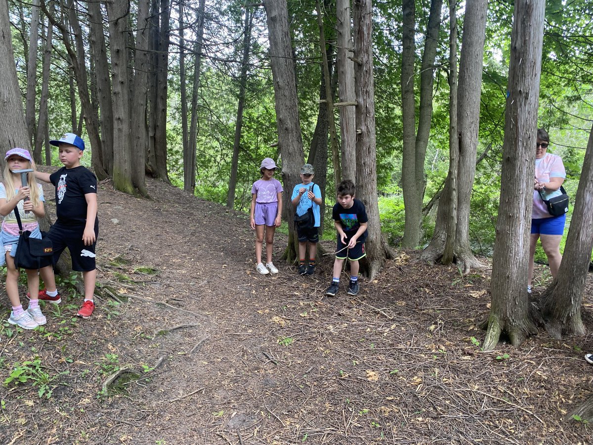 SJBERIN's tweet photo. Thanks to the Guelph Lake Nature Center Staff for visiting SJB today! Our Cardinals were learning about soil and life on the forest floor today!! https://t.co/ruWxHDMUEE