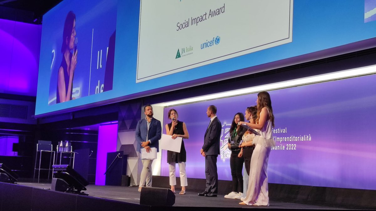 JA Italia (@jaitalia) on Twitter photo Il Social Impact Award - <a href="/UNICEF_Italia/">UNICEF Italia</a> va alla 4^B dell'Istituto Falck di Sesto San Giovanni! 🏆 #BizFactory22 Il Social Impact Award - <a href="/UNICEF_Italia/">UNICEF Italia</a> va alla 4^B dell'Istituto Falck di Sesto San Giovanni! 🏆 #BizFactory22