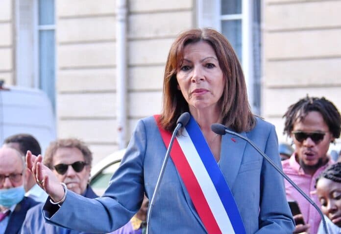 jcDiet89's tweet photo. Après la claque des présidentielles, Anne Hidalgo est-elle encore légitime à #Paris ?

Doit-elle démissionner de ses fonctions à la #Mairie de Paris ?

https://t.co/d1DbYLtOuJ https://t.co/NnVo6oah8n