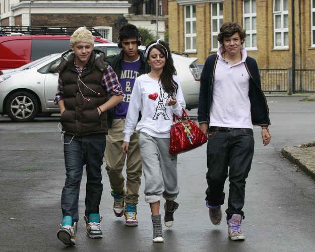 latenightdiaz's tweet photo. cher lloyd BEEN picking sides iktr https://t.co/p4OO5046rA
