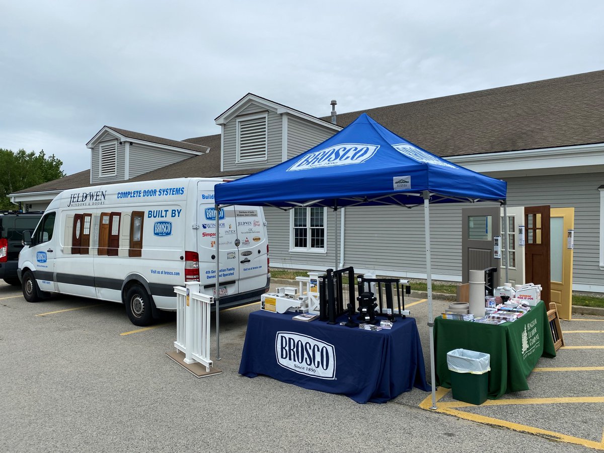 builtbybrosco's tweet photo. Stop by @HinghamLumber today and say hello - we're here from 10 - 2!
@intexmillwork @JELDWEN #vistarailing #dsirailing https://t.co/Pd18ypQVr4