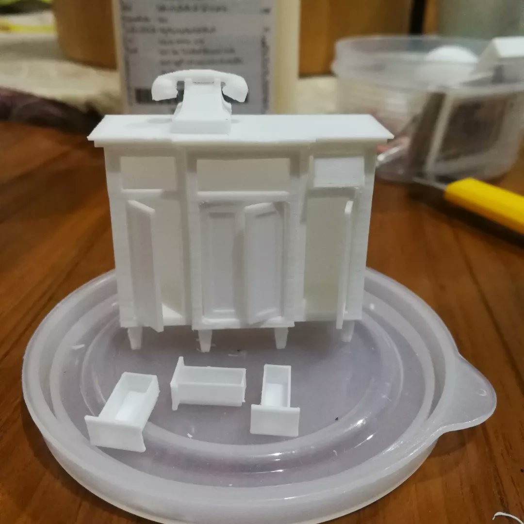 auntikatar's tweet photo. New artwork that so lovely, not try to mess with social networks too much.
work in progress​ @instagram inmy bio
#miniature #auntikatar​ #artwork #decoration #model #crafts #house #crime #murder https://t.co/5BkGOBUR62