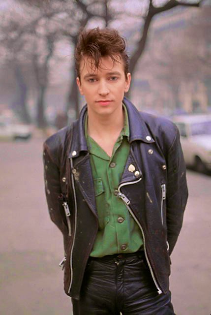Jake (the 80s & 90s never ended in my world) Rudh tweet media