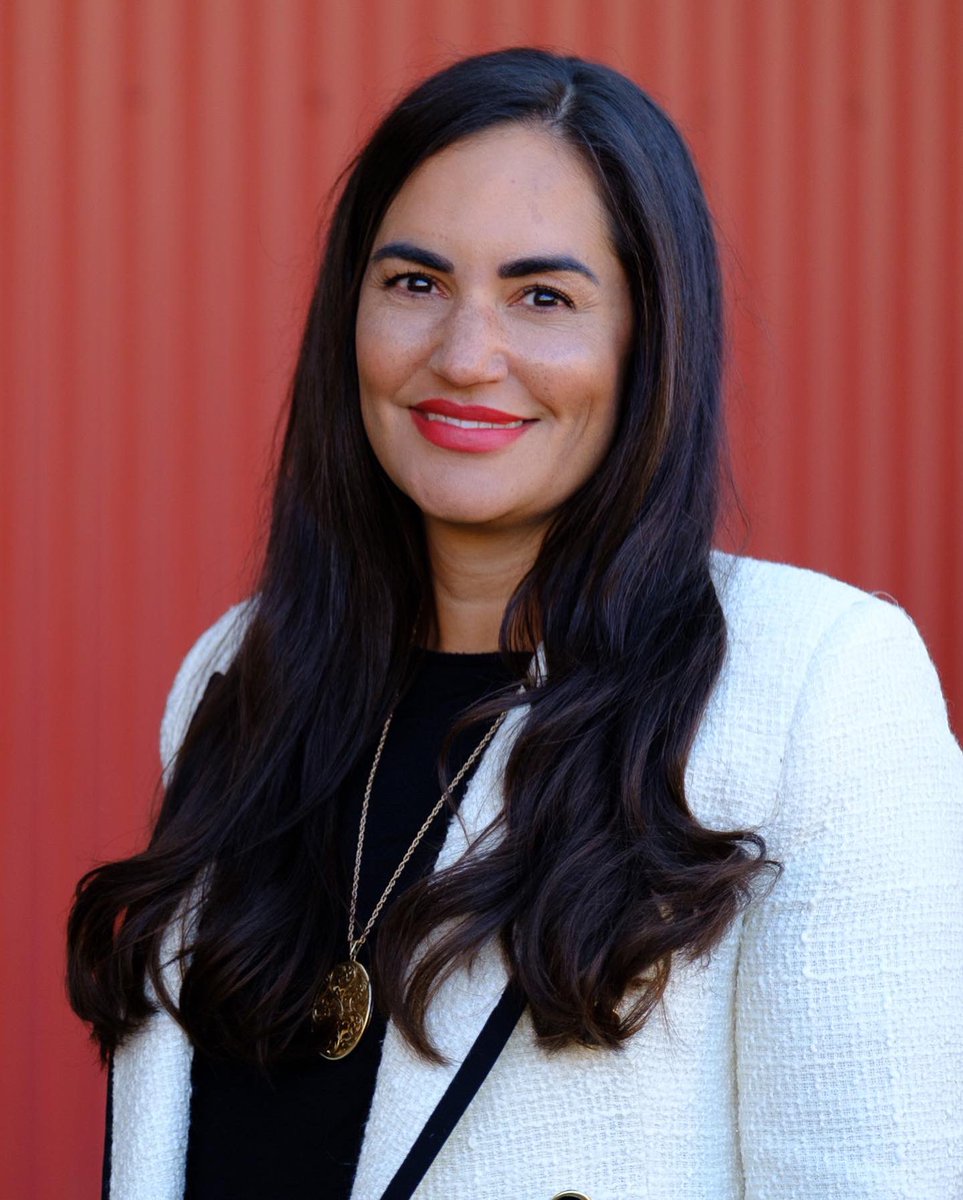 Congratulations <a href="/RachelCBoyle1/">Rachel C. Boyle</a> on being appointed Dean of <a href="/EducationLBU/">Carnegie Education</a>, the first woman of colour to hold this position in the university. Rachel's research and work within the school focuses on addressing racial inequalities in education. Find out more🔽
leedsbeckett.ac.uk/news/2022/06/r…