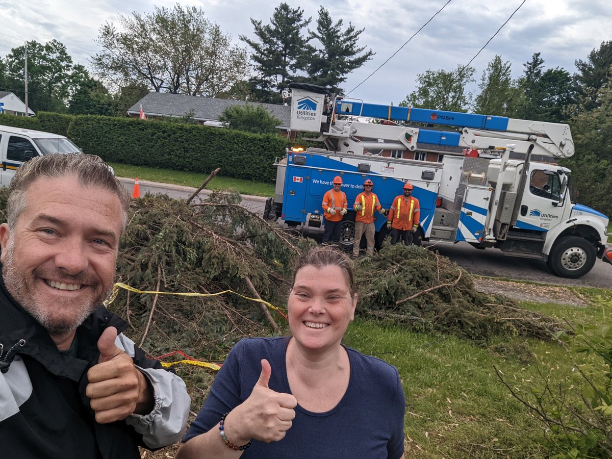 TimTierney's tweet photo. Susan is very happy that @UtilitiesKngstn has arrived and got her power turned on.  Thank @MayorPaterson for lending your utility support to our city in time of crisis. 🔋 https://t.co/FQewMDaQFX