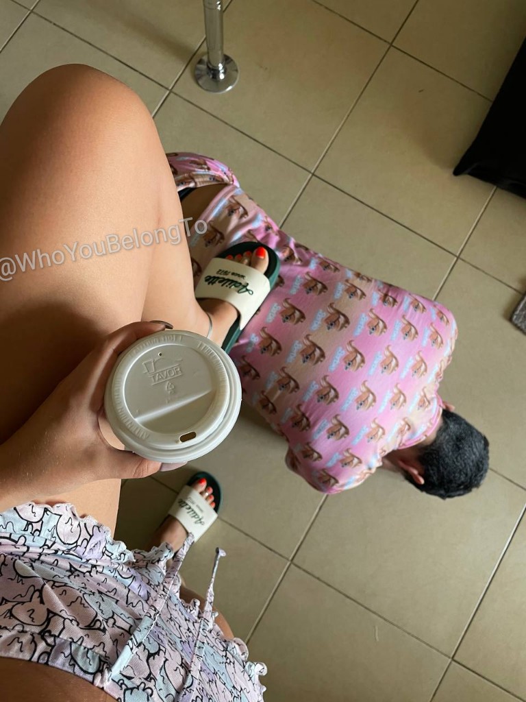 WhoYouBelongTo's tweet photo. Got me my daily coffee today then swiftly put on his new uniform😊
I love having my cuck over for cleaning day cause we have a great system.
I have a day of fun relaxation, while he works tirelessly to clean my apartment🖕🤣

Findom Femdom CashQueen paypigs FemaleSuperiority cuck https://t.co/1Qm0eYwnfC