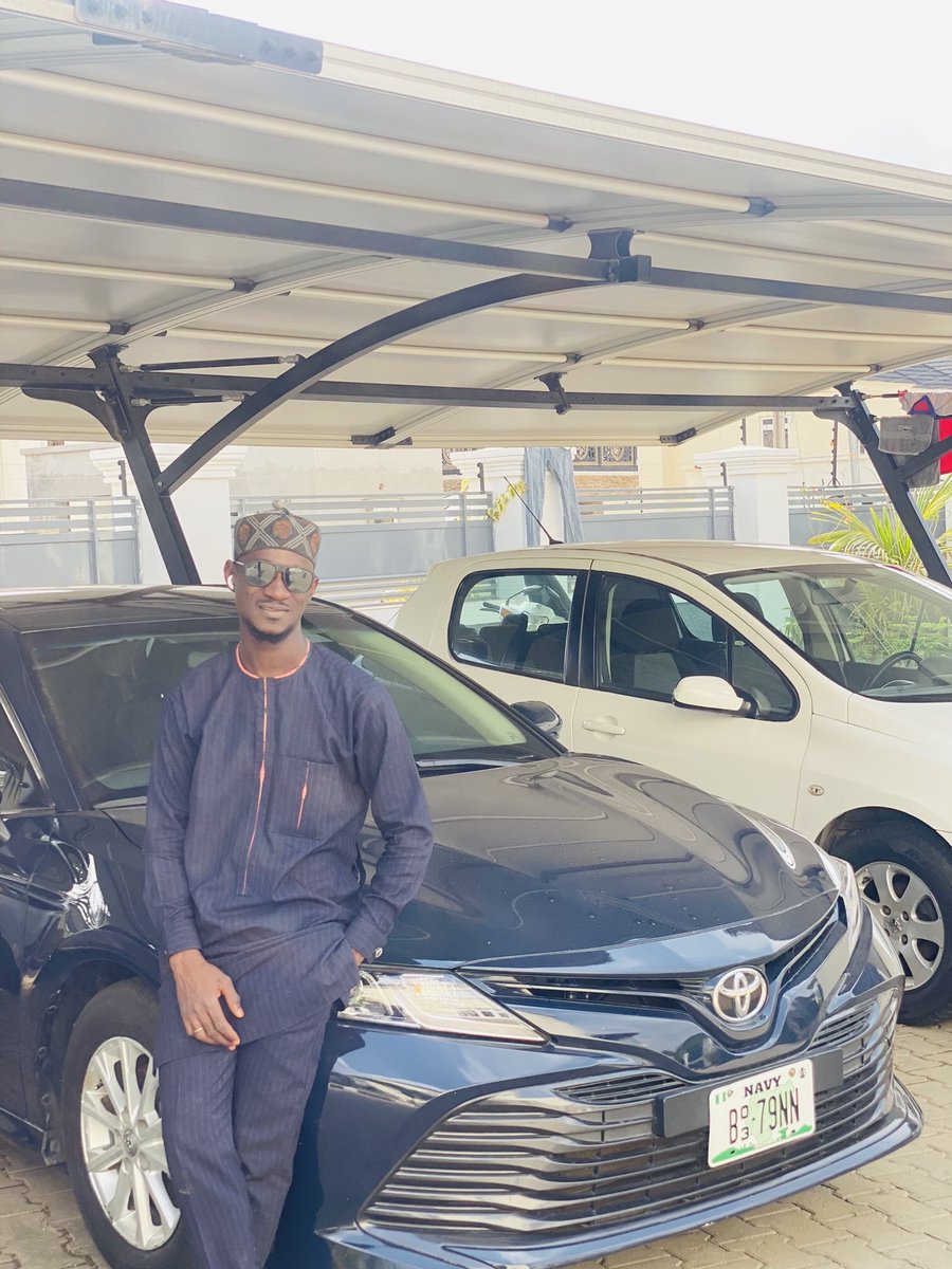 honuthmann's tweet image. When you are broke everyone money looks like a role model