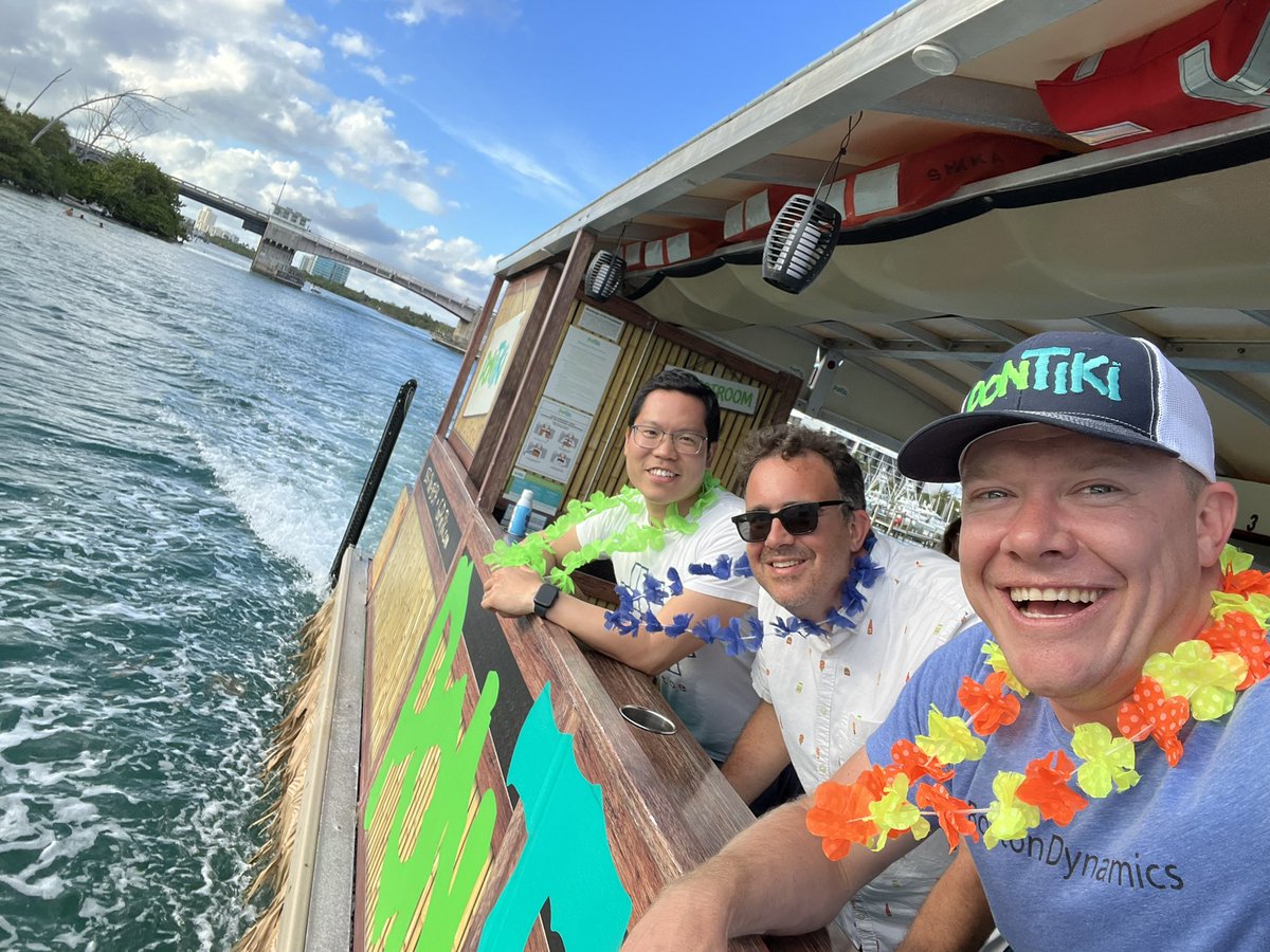 Chris_S_Nielsen's tweet image. If you know, you know!!

#TeamBuilding #Partnership #AdvancedRobotics #ML #AI #Hiring #Spot 

cc @BostonDynamics @Levatas