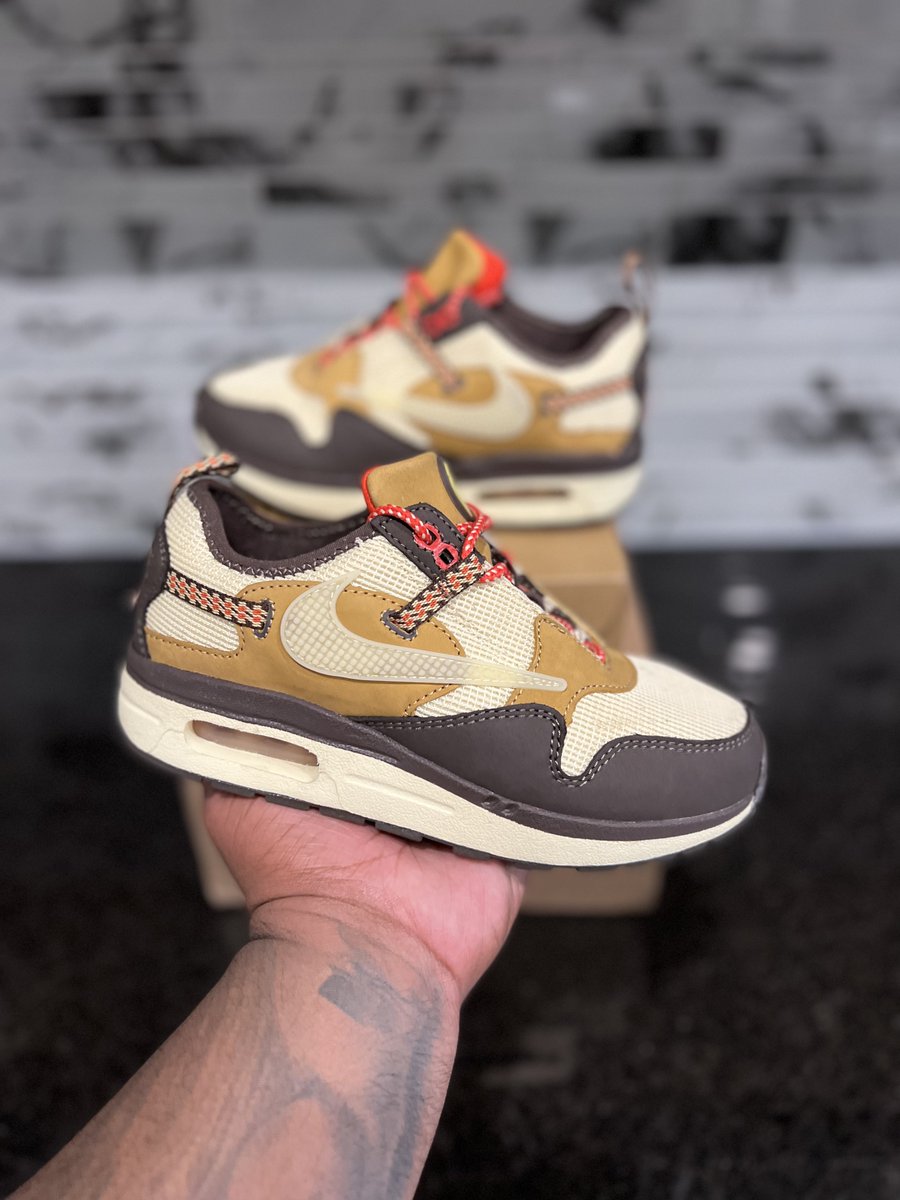 FireFyter_Jonny's tweet photo. JeneRoo is gonna need a bigger closet at the current pace I’m going 😅❤️‍🔥 https://t.co/i4CY5xGDm8